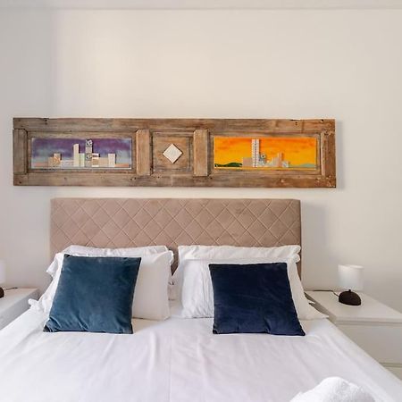 Casa Regina 3, Nel Centro Di Alba! Apartment Luaran gambar