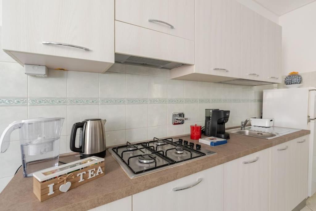 Casa Regina 3, Nel Centro Di Alba! Apartment Luaran gambar